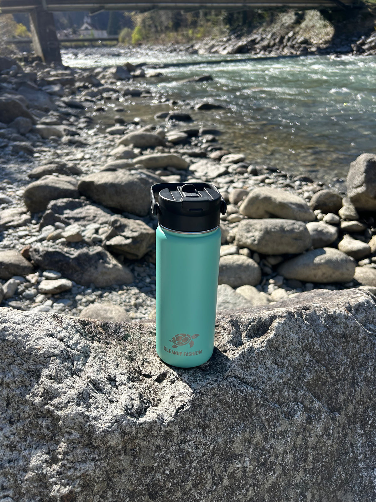 Cleanup Fashion Bottle Active 2 in 1 Cap Mint